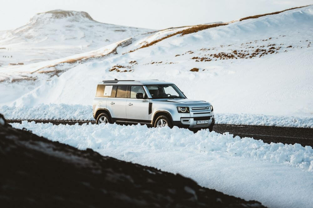 Iceland car rental best price land rover defender