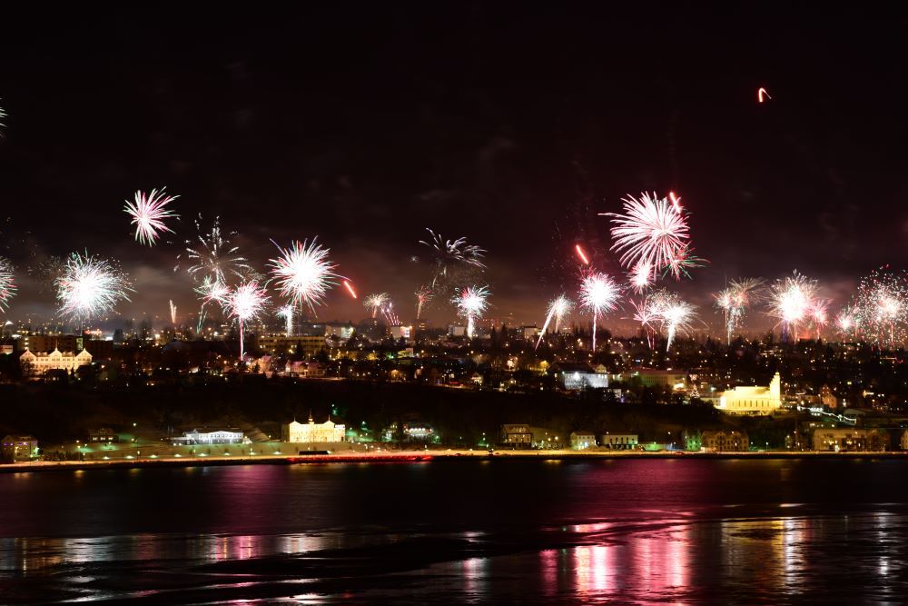 Fireworks displays in Akureyri at New Year´s Eve.
